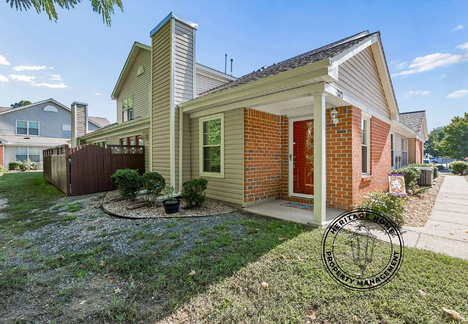 3 bed, 2.0 bath, 1606 sqft, $2,400 — Photo 1