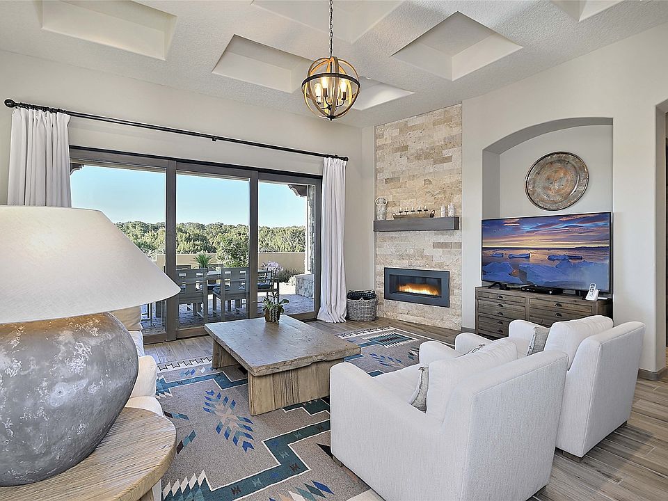 1st image of 88 Paseo Las Terrazas