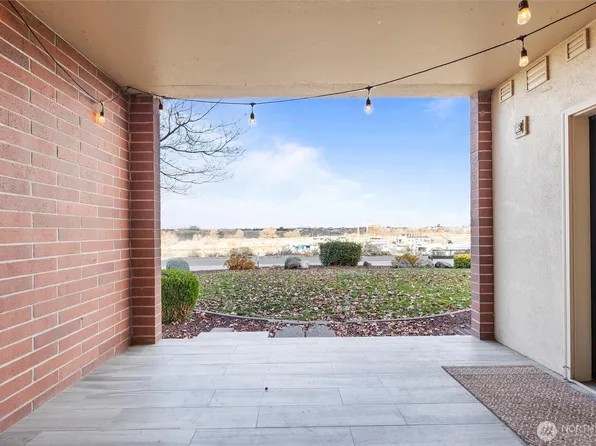 300 Columbia Point Drive #D101, Richland, WA 99352