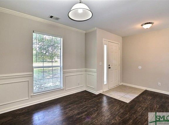 4th image of 104 Sandy Wood Dr