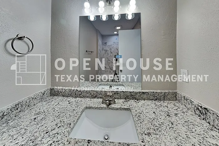 403 Walden Trl — Photo 17