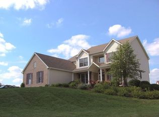 601 Ridgeway Trl, McHenry, IL 60050