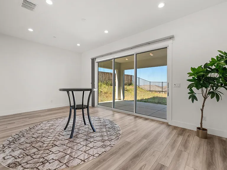 6162 Kings Peak Dr — Photo 15