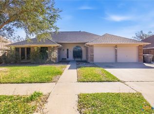 309 Dunbar Dr, Victoria, TX 77904