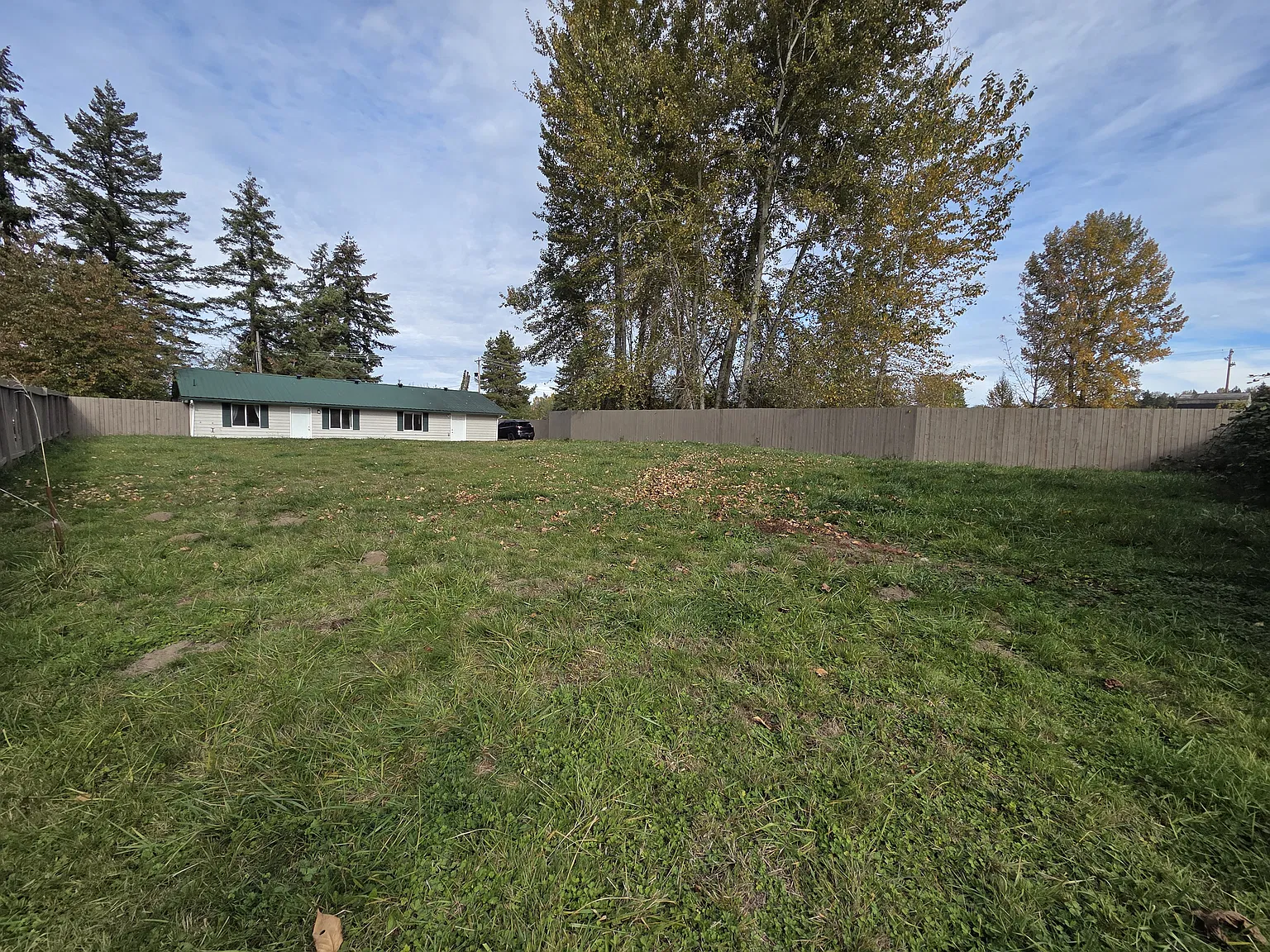 10016 232nd St E — Photo 2