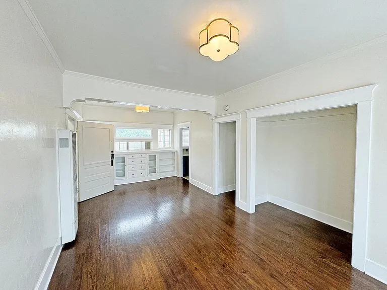 1125 E Appleton St #1129 — Photo 4