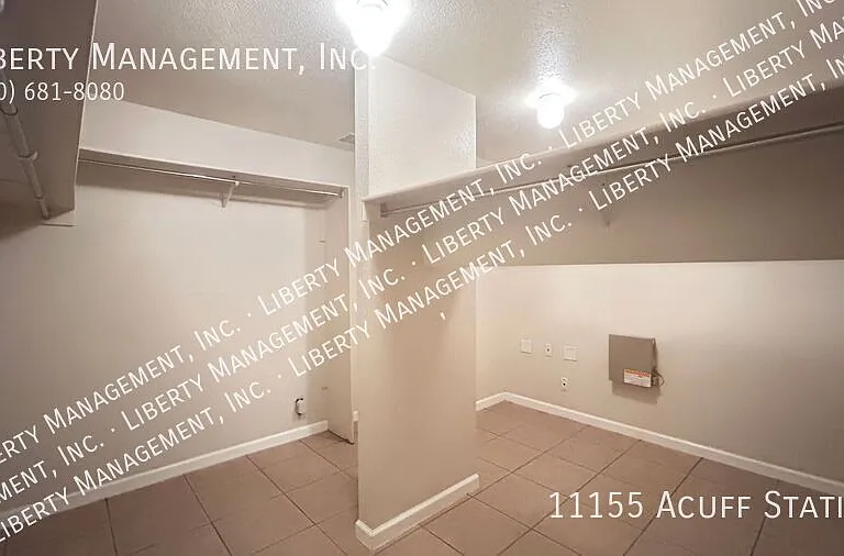 11155 Acuff Sta — Photo 25