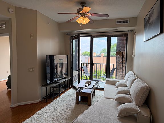 3rd image of 1390 Kenyon St NW APT 415