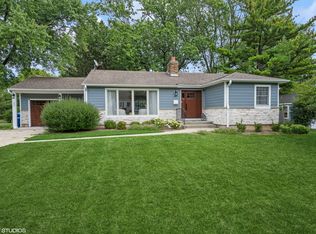 207 Nebraska St, Geneva, IL 60134