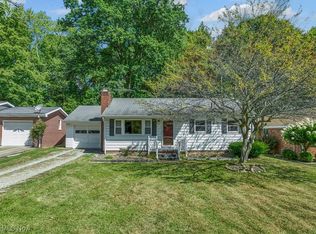 357 Maplewood Dr, Alliance, OH 44601
