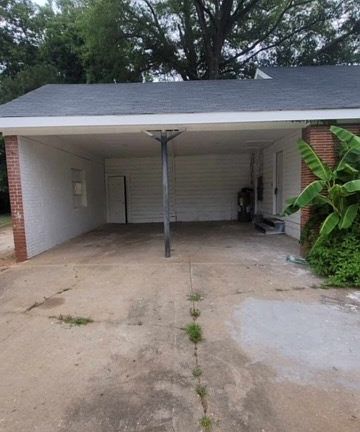 2nd image of 612 Florence Dr