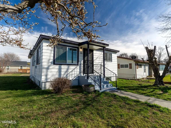 306 E A St, Granger, WA 98932