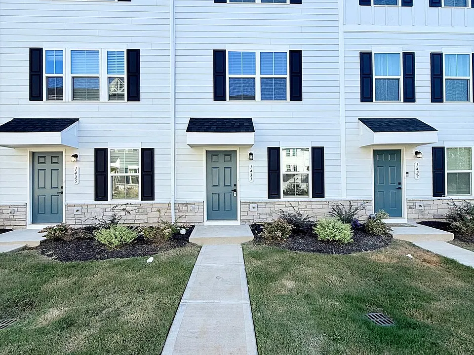 1431 Richardson Towns Ct