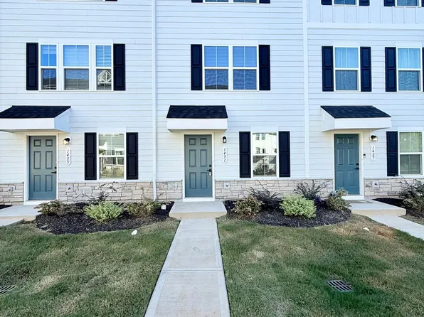 1431 Richardson Towns Ct, Charlotte, NC 28208