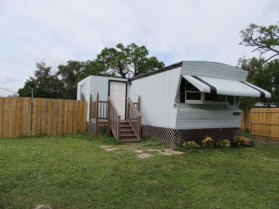 1st image of 2042 Willow Ave