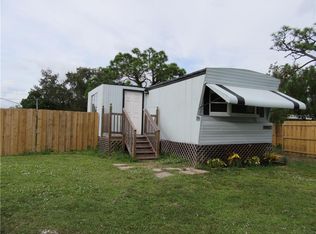 2042 Willow Ave, Englewood, FL 34224