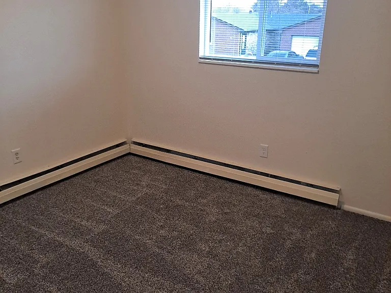 645 Voiles Pl — Photo 13