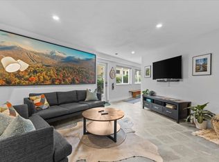 454 Mountain Rd UNIT 8, Stowe, VT 05672