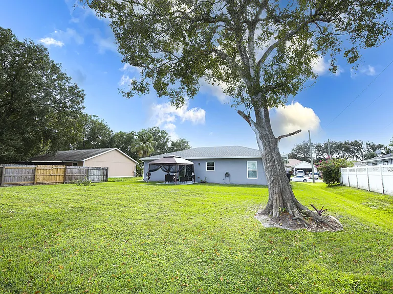 1315 SW Chase Rd — Photo 26