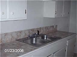 3rd image of 5030 Holloway Dr