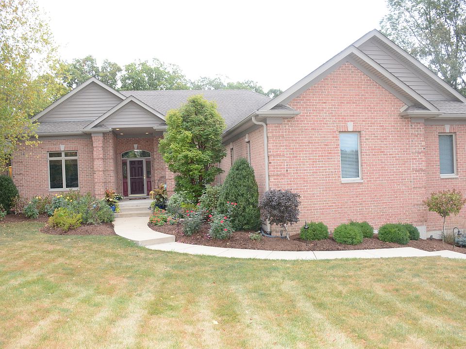 1st image of 26045 W Laurel Ct
