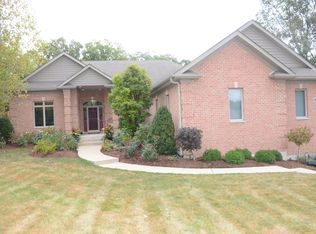 26045 W Laurel Ct, Wauconda, IL