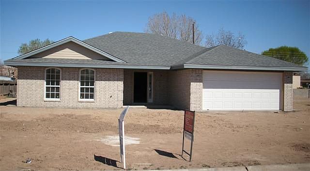 1st image of 711 Barnett Dr