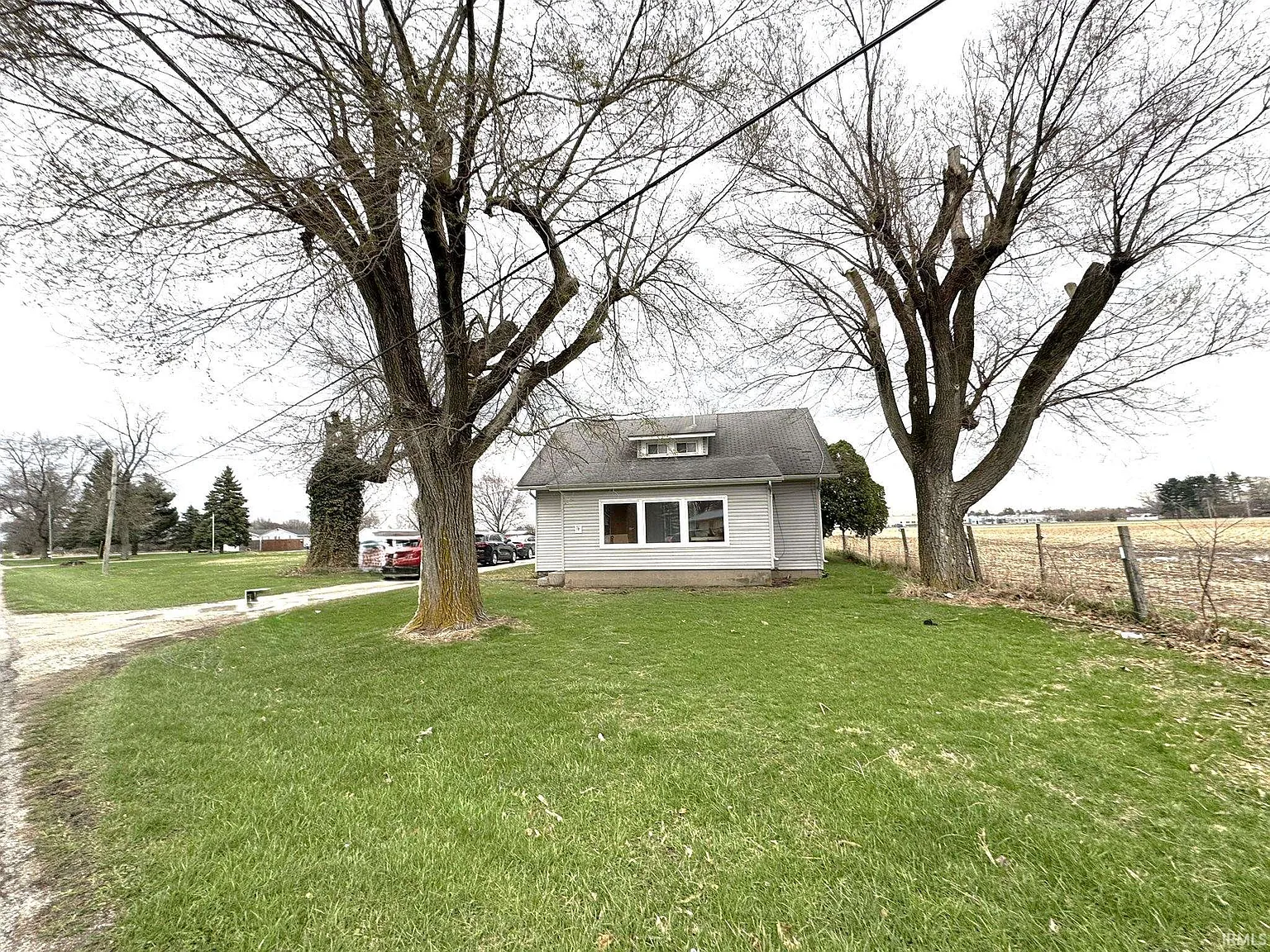 3515 S Valley Ave photo 1