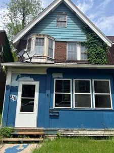 816 Franklin Ave, Aliquippa, PA, 15001