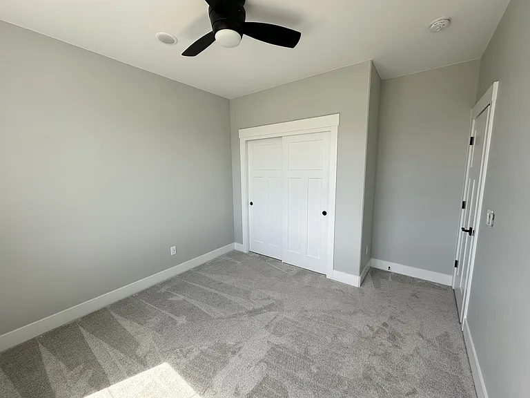 2285 Estate Ave — Photo 16