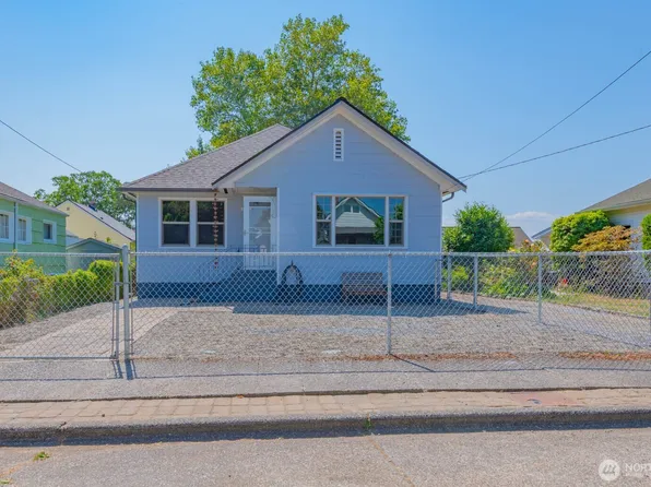 2007 9th Street, Bremerton, WA 98337