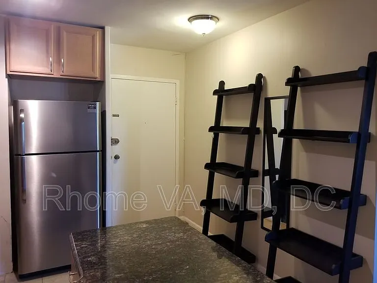 922 24th St NW #509 — Photo 3
