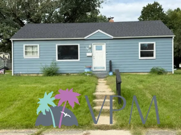 1901 N Brookfield St, South Bend, IN 46628