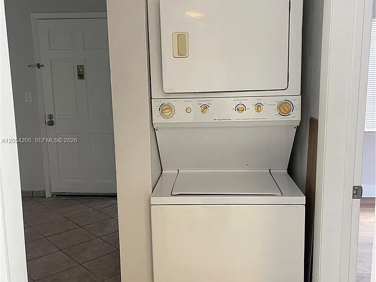6175 NW 57th St #116 — Photo 7