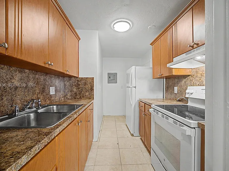 7256 SW 94th Pl #A8 — Photo 7