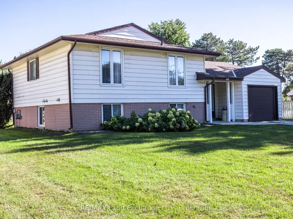 991 Bricker St N, Saugeen Shores, ON N0H 2C3