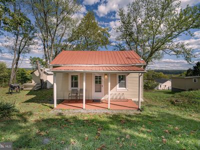 32 Taliaferro St, Hancock, MD, 21750