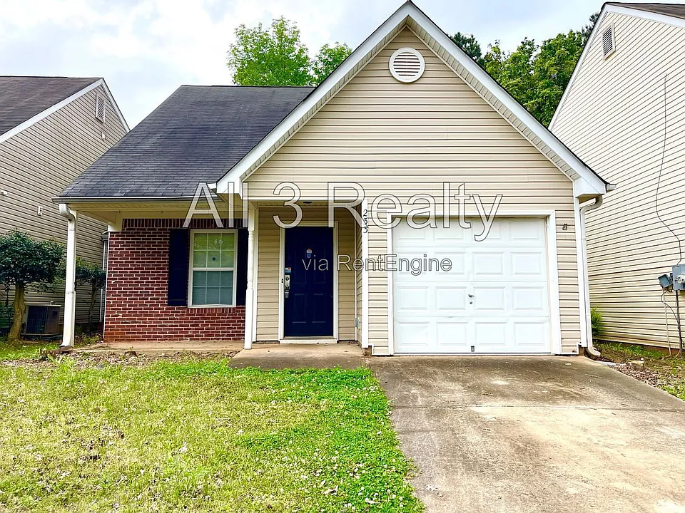 233 Coral Cir