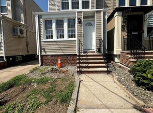 6918 69th Street, Ridgewood, NY 11385
