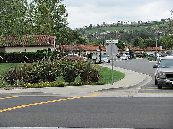 cross street