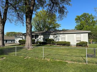 3649 S Park Ave, Independence, MO 64052