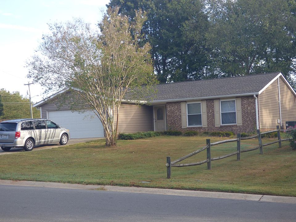 1st image of 7424 Shadowlake Dr