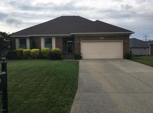 5902 Full Moon Ct, Louisville, KY 40216