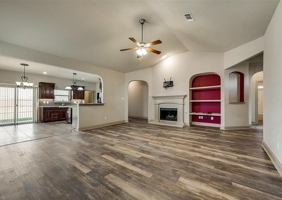 1st image of 1332 Zanna Grace Way