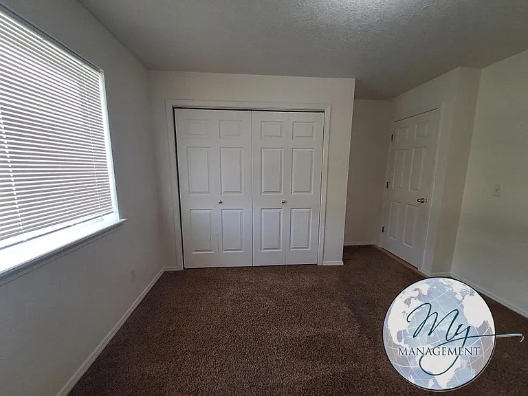 3 bed, 2.0 bath, 1180 sqft, $1,590 — Photo 17