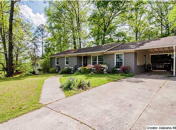 2nd image of 2416 Woodmere Dr