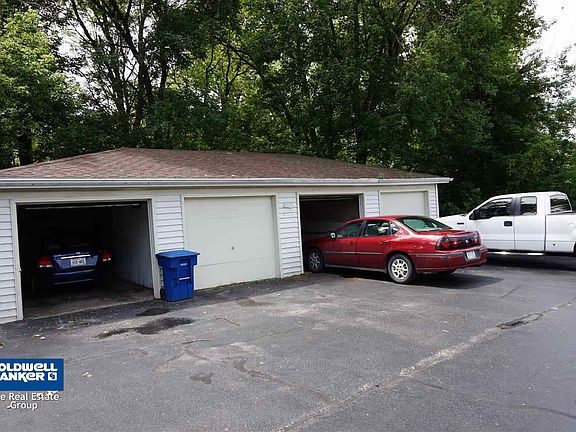 Each Unit has 1 Garage Parking Spcae