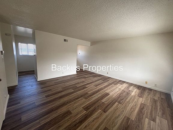 2nd image of 265 Katherine Ave #10