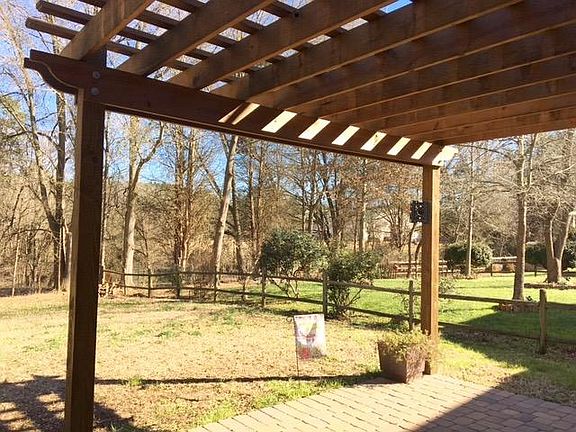 New Patio & Pergola