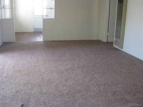5th image of 216 N Viceroy Ave